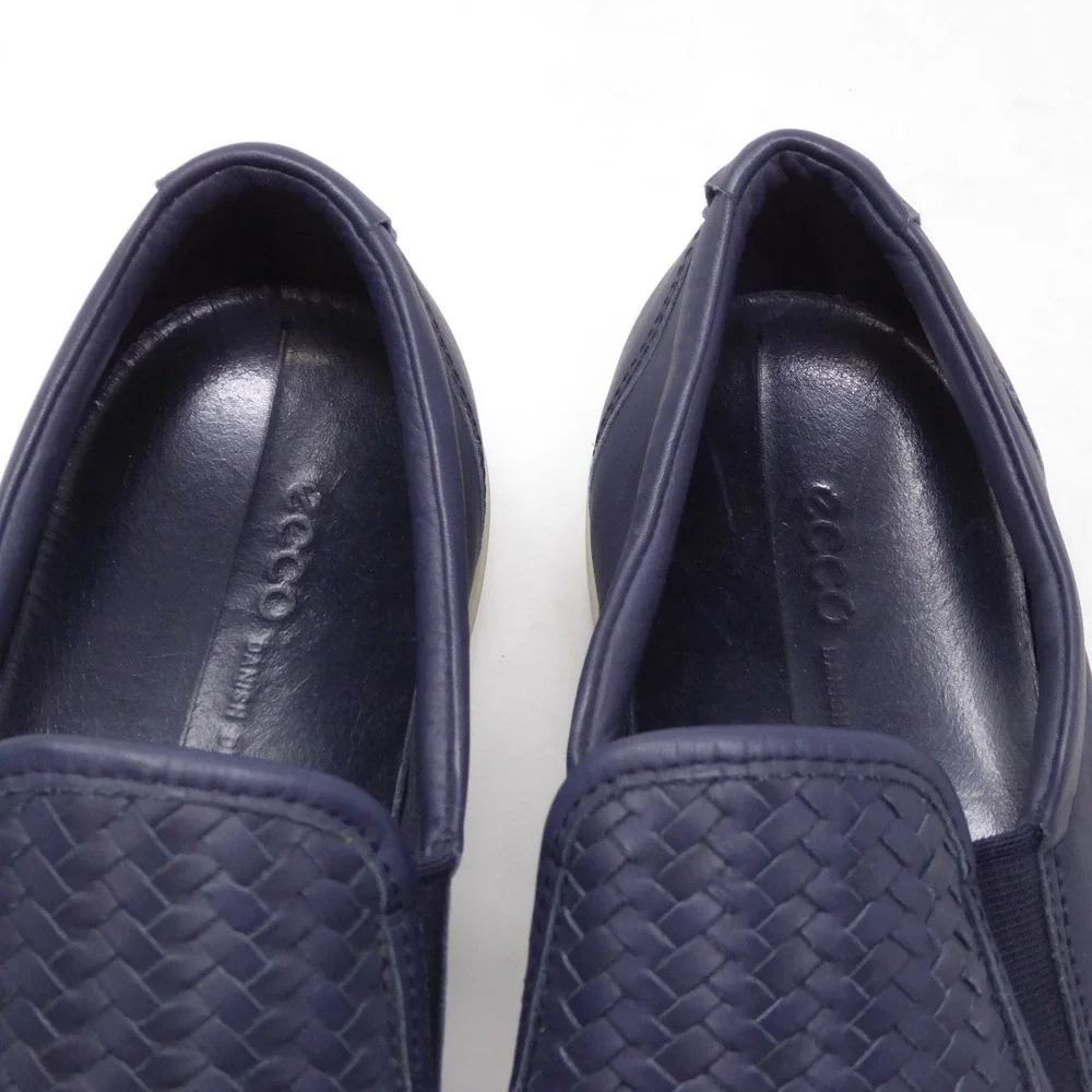 ECCO Womens Soft 7 Slip On Shoes Blue Woven Leather Sneakers 39 / 8-8.5